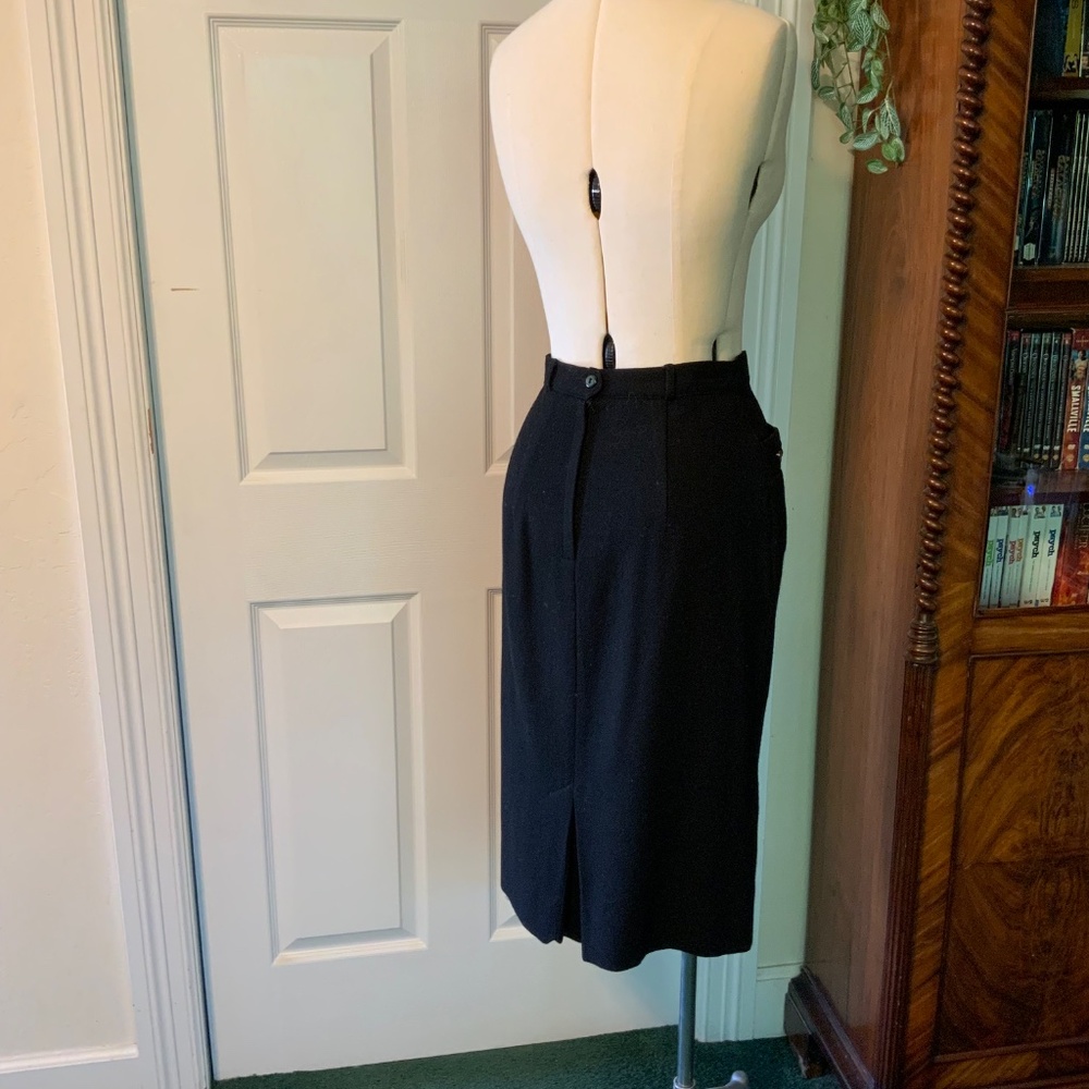 Vintage Black Wool 1950s Pencil Skirt 27